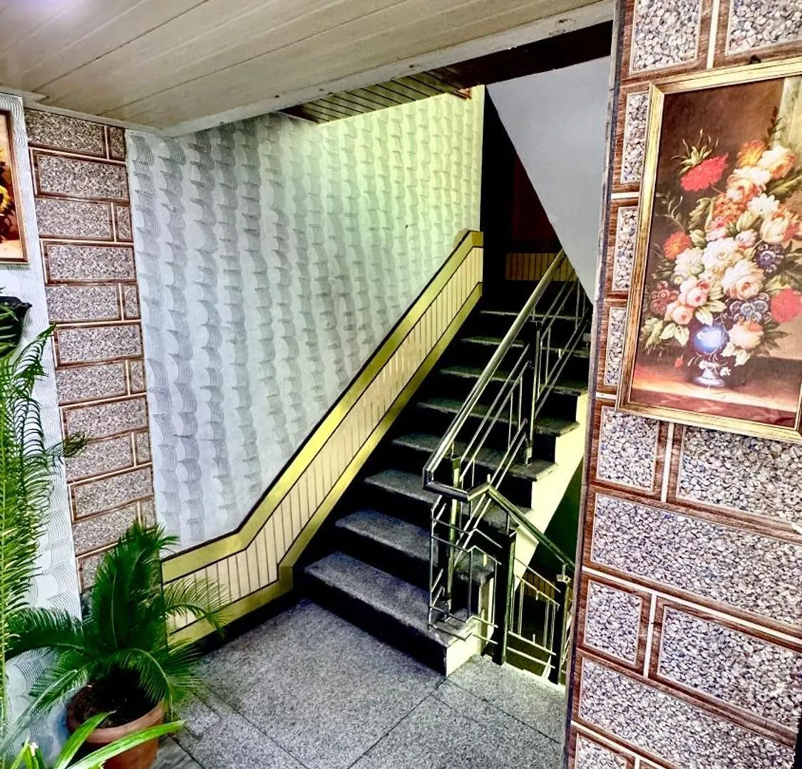 Hotel Apple Regency Shimla 3*,